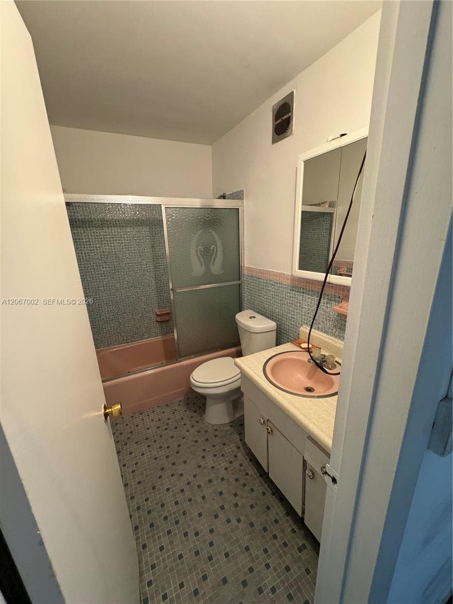 WASHINGTON CENTER CONDO · #311 in Miami Beach - Photo 11