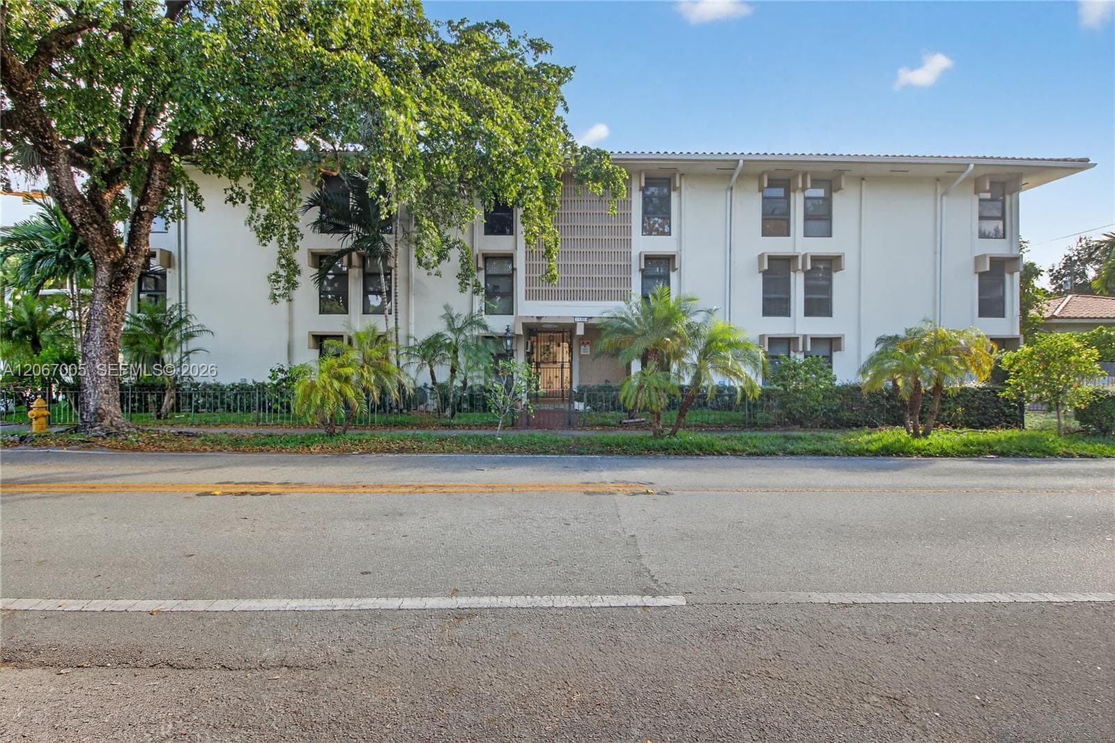 CORAL GROVES · #14 in Coral Gables - Photo 1