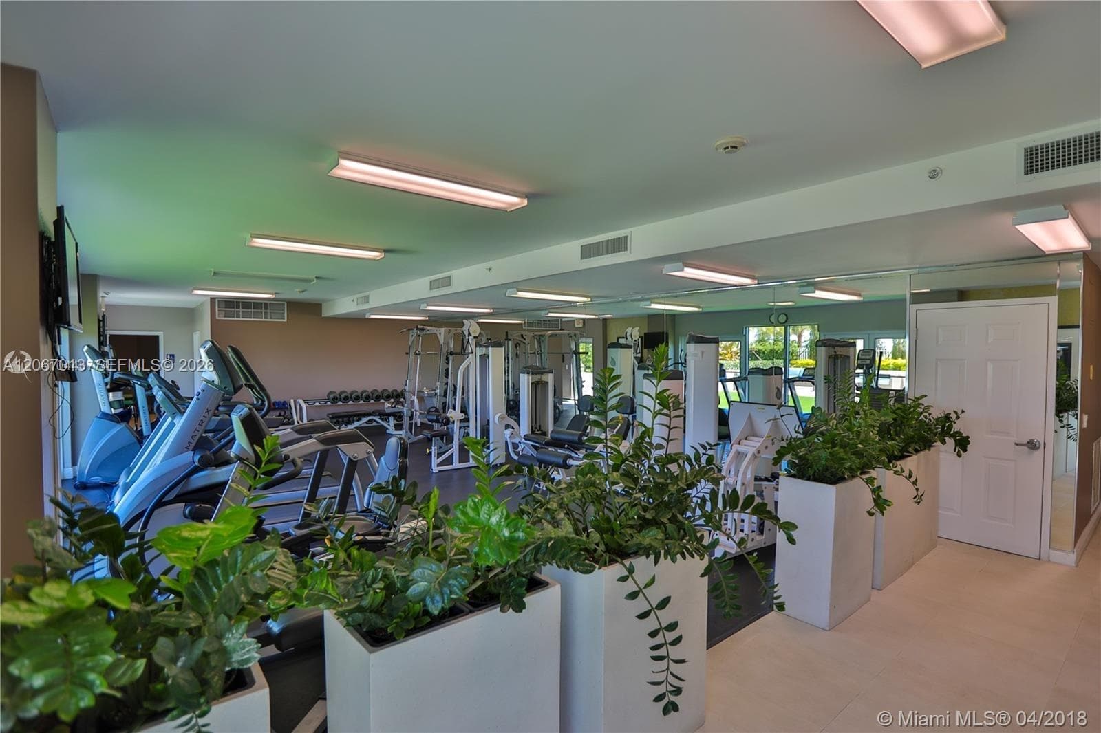 THE ASTON CONDO · #806 in Miami - Photo 6