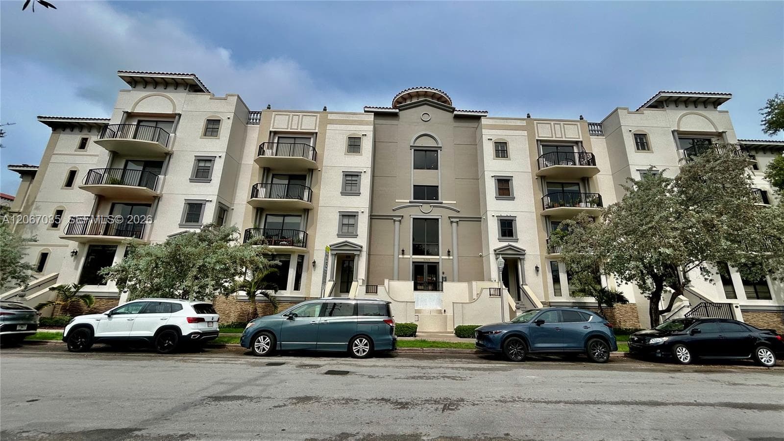VILLAGE PARK CONDO · #307 in Coral Gables - Photo 2