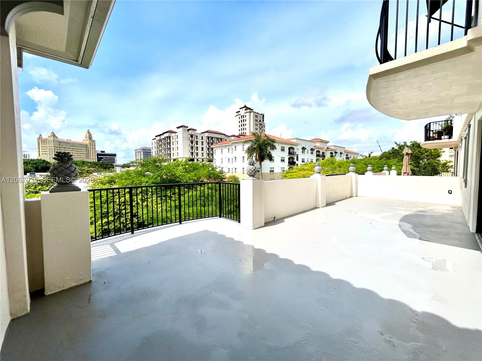 VILLAGE PARK CONDO · #307 in Coral Gables - Photo 33