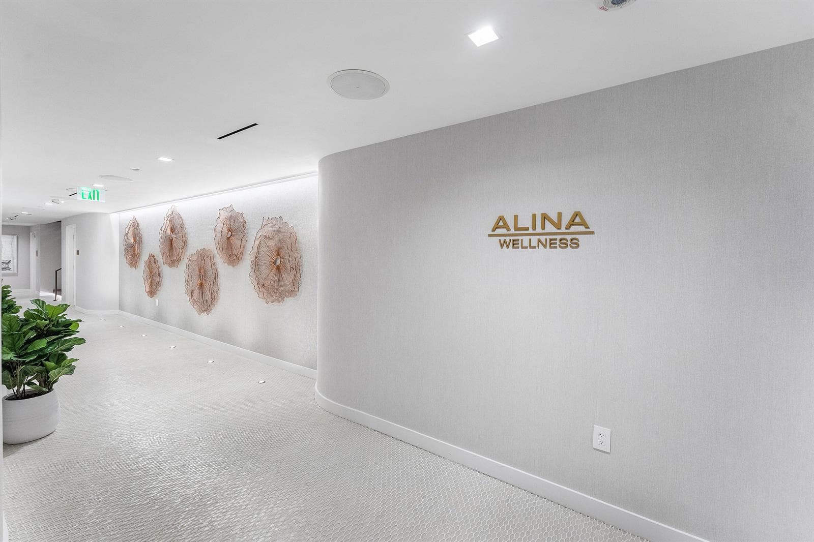 Alina 210 SE Mizner Blvd Villa 101