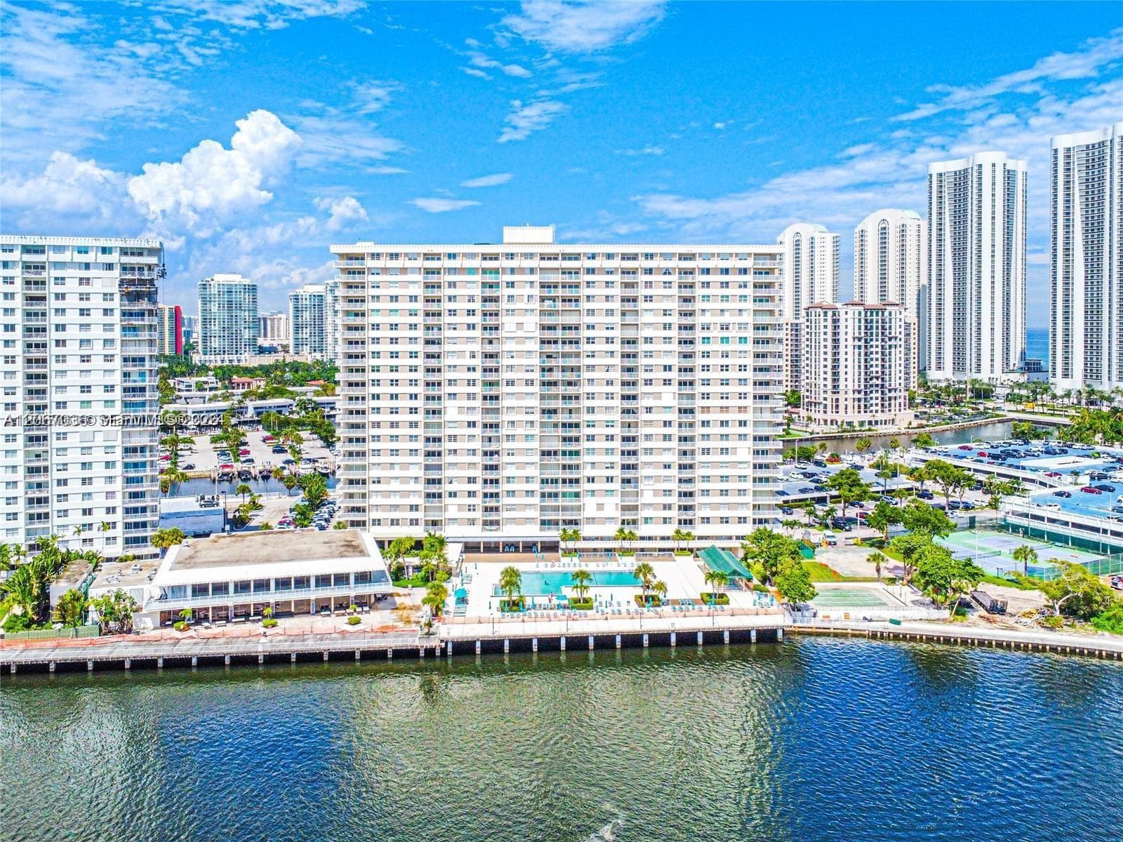 ARLEN HOUSE CONDO · #508 in Sunny Isles Beach - Photo 25