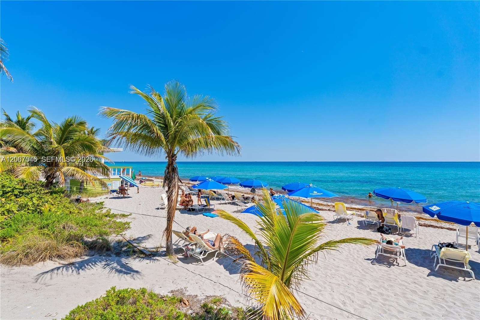 Parker Plaza Estates · #2027 in Hallandale Beach - Photo 2