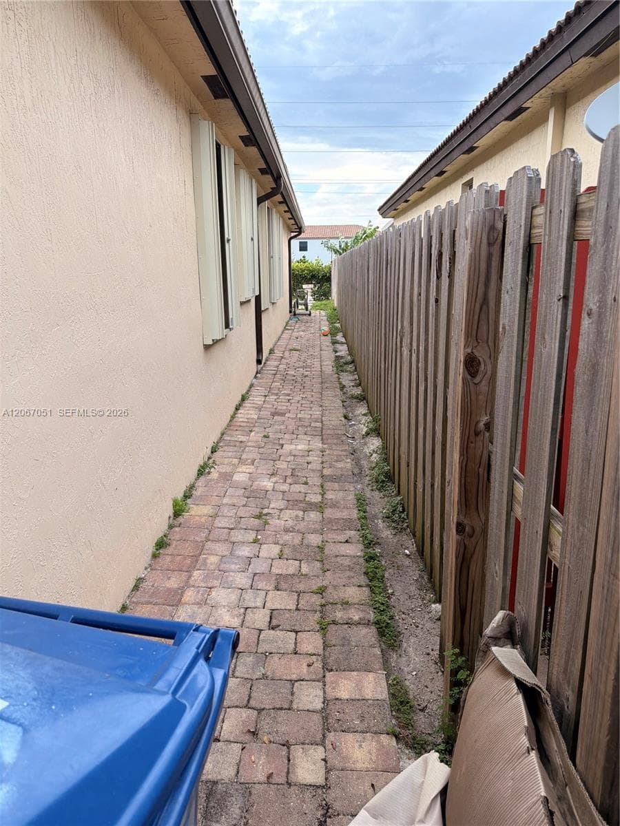 11851 SW 248th Ter #0 photo 4