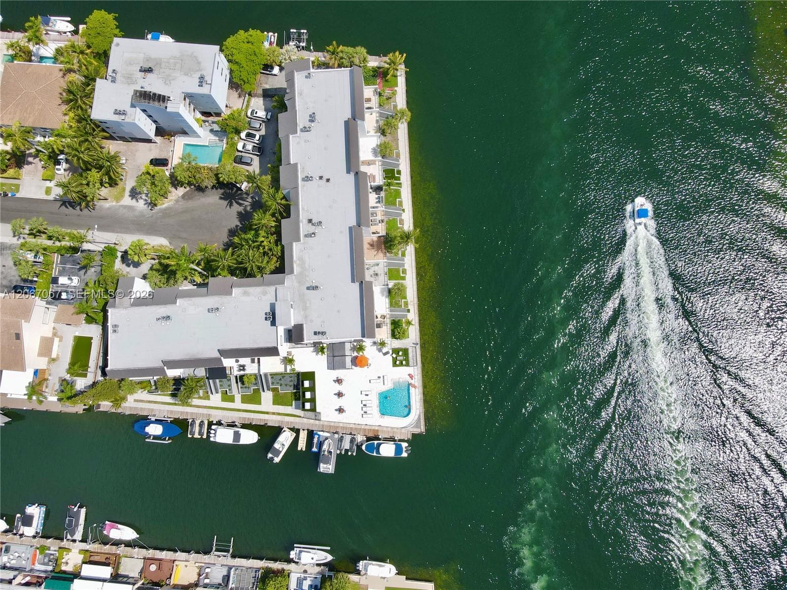 PELICAN LANDING CONDO · #PH1A in North Miami Beach - Photo 57