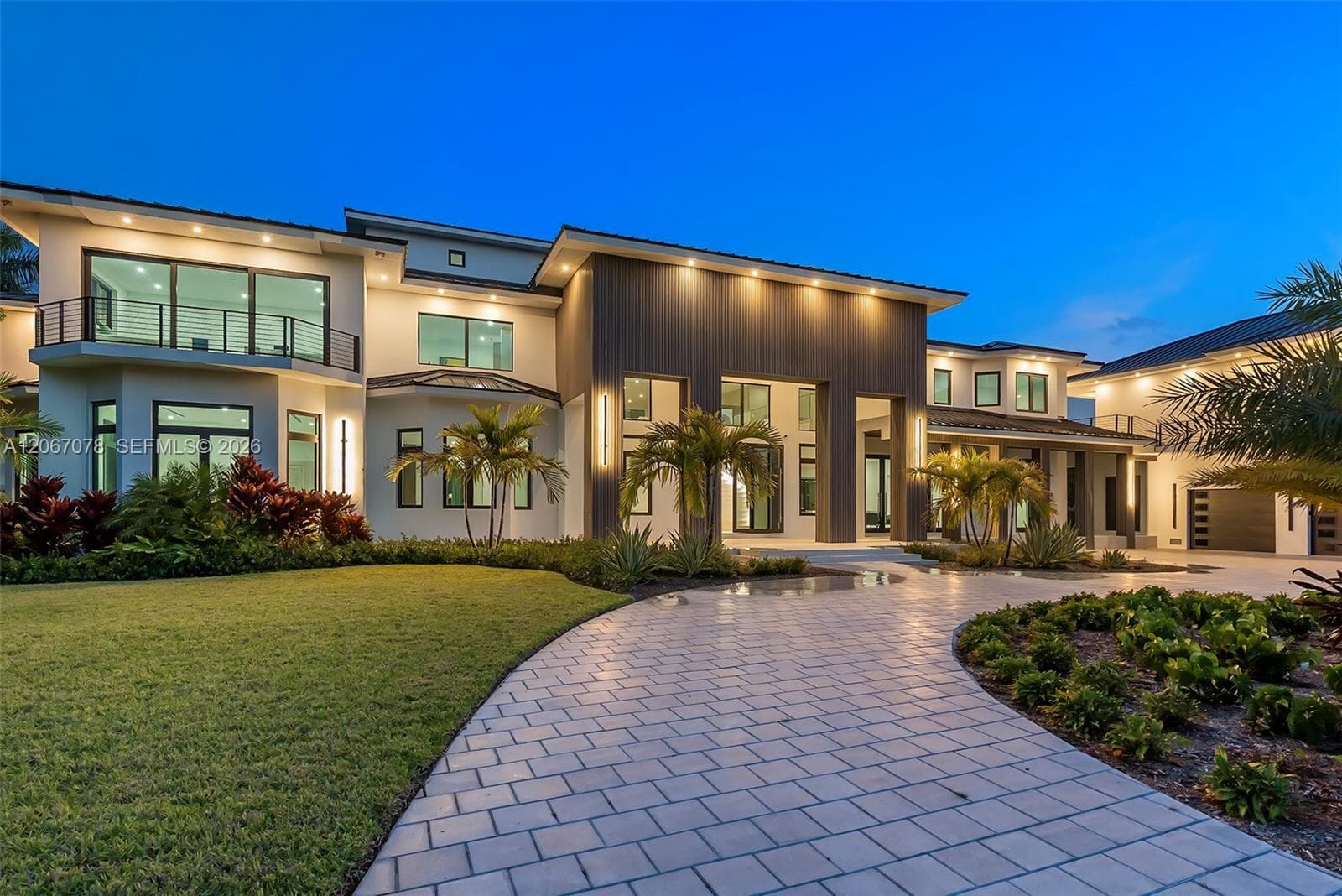2405 Coco Plum Dr photo 168
