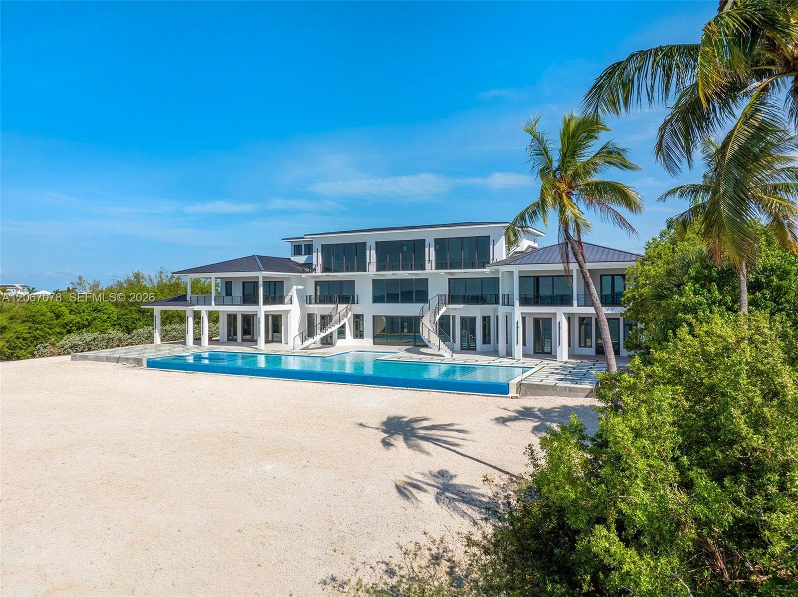 2405 Coco Plum Dr photo 18