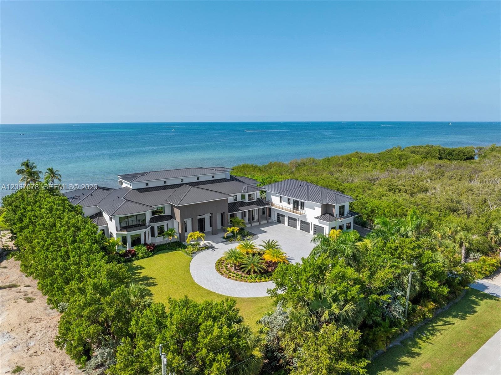 2405 Coco Plum Dr photo 15