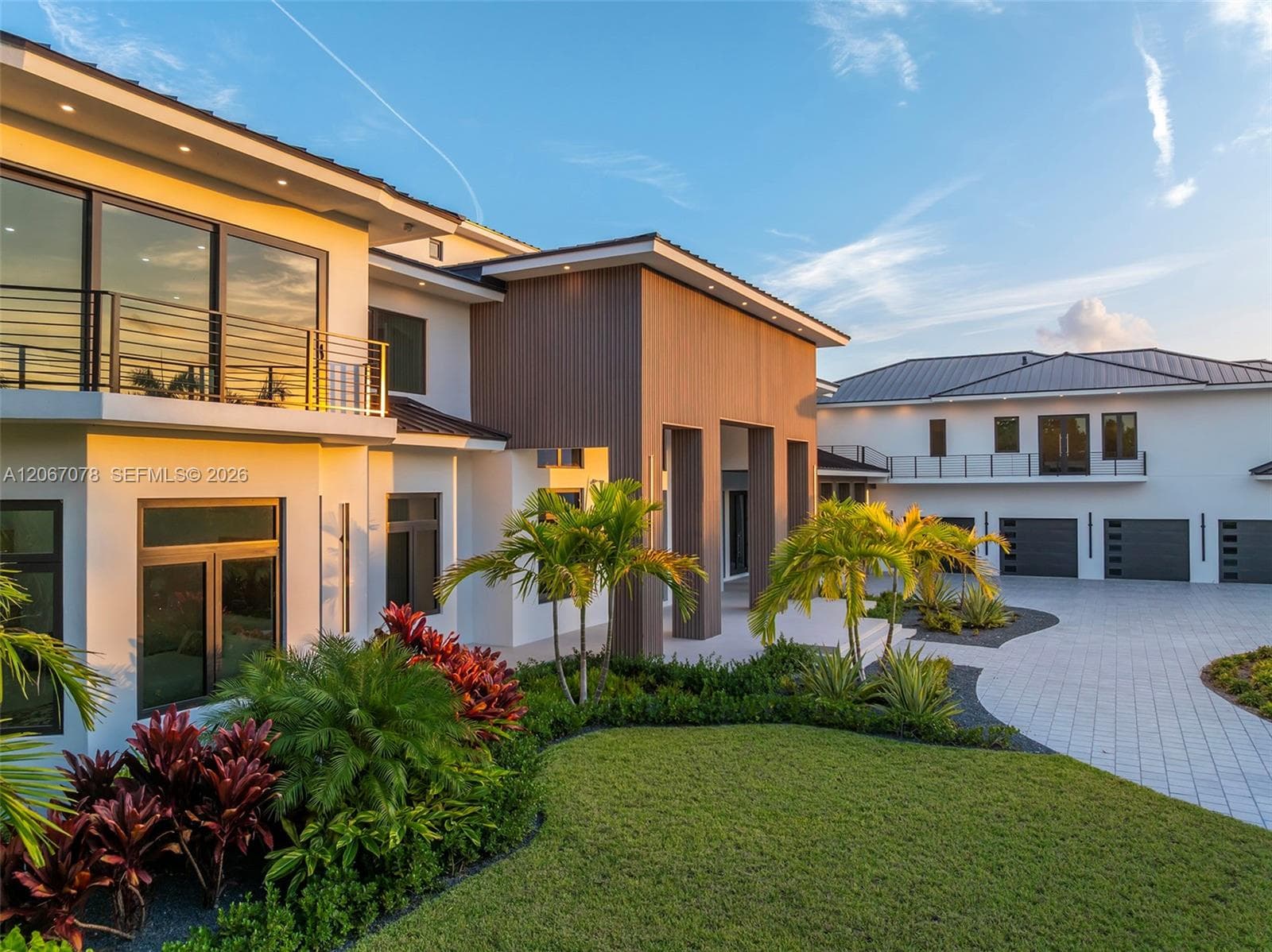 2405 Coco Plum Dr photo 39