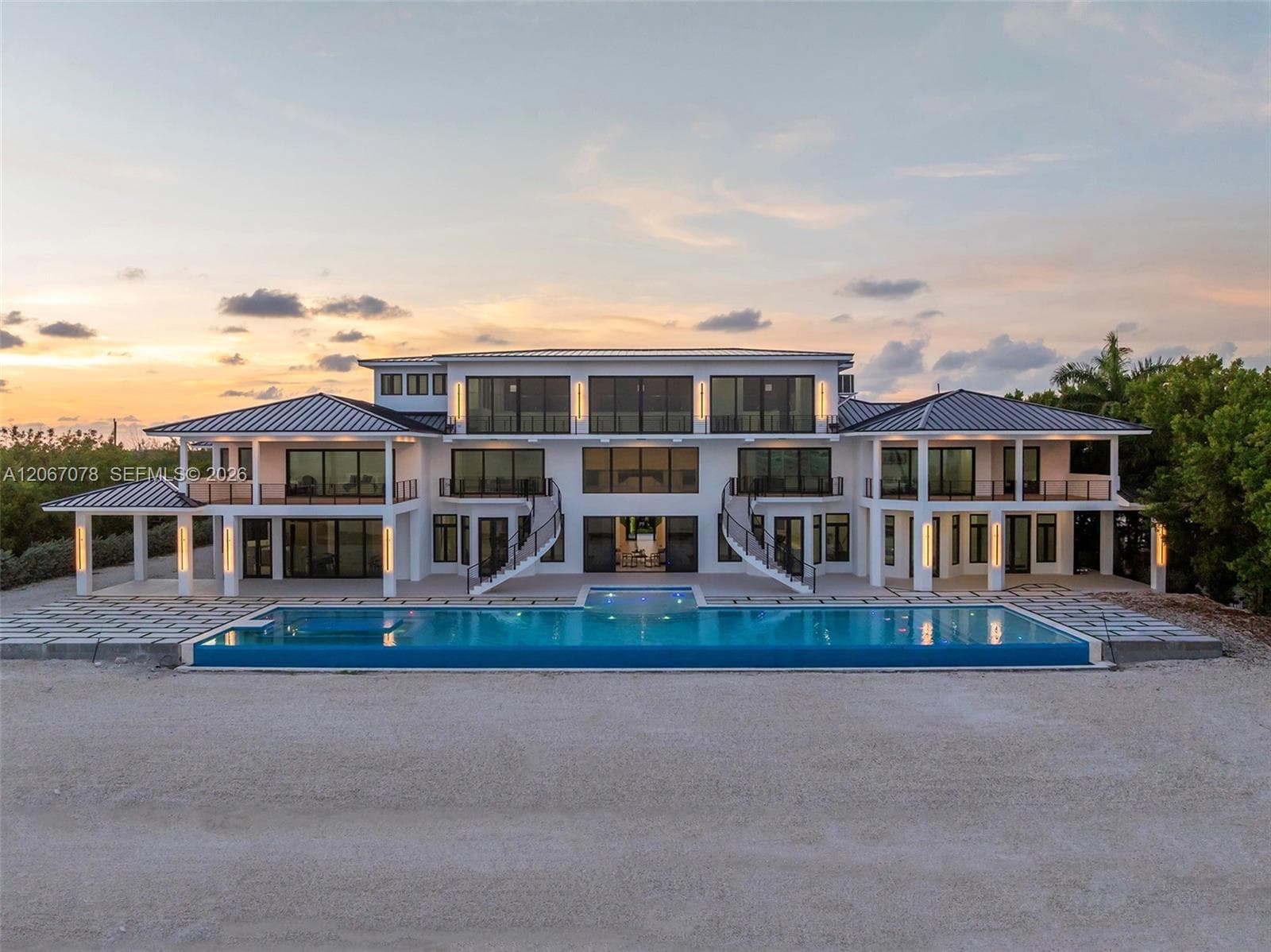 2405 Coco Plum Dr photo 4