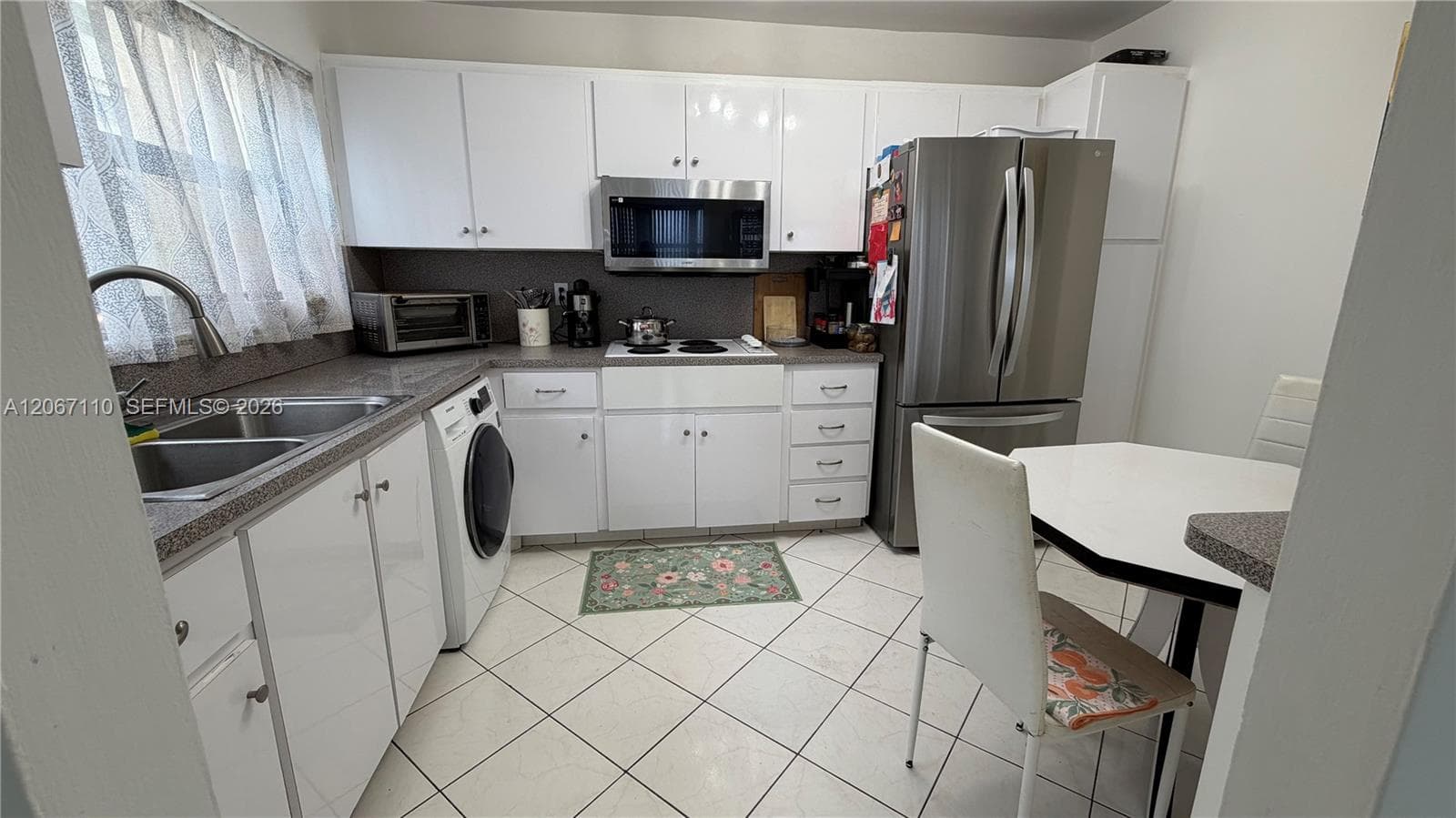 IMPERIAL TOWERS · #509 in Hallandale Beach - Photo 2