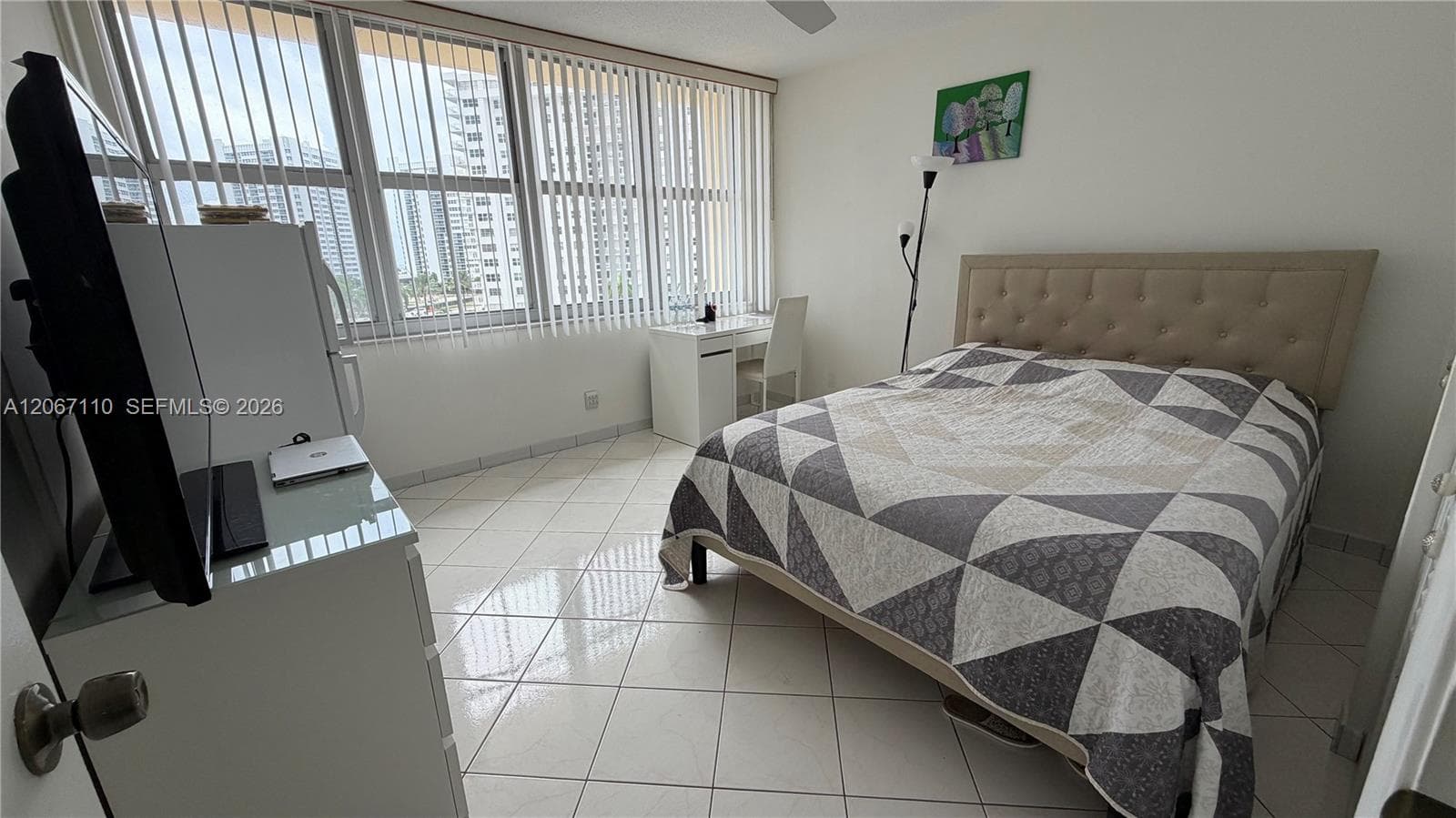 IMPERIAL TOWERS · #509 in Hallandale Beach - Photo 13