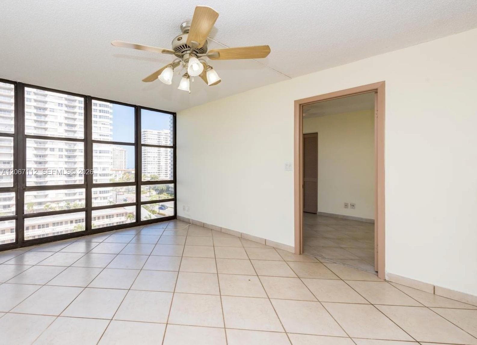AVANT GARDE CONDO · #806 in Hallandale Beach - Photo 1