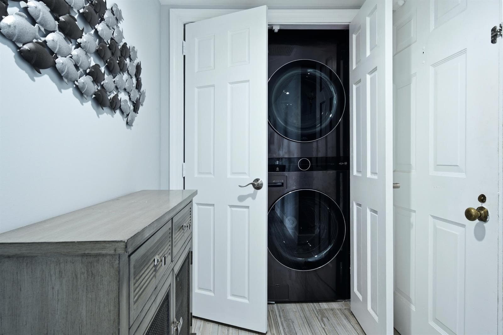 New High end washer dryer
