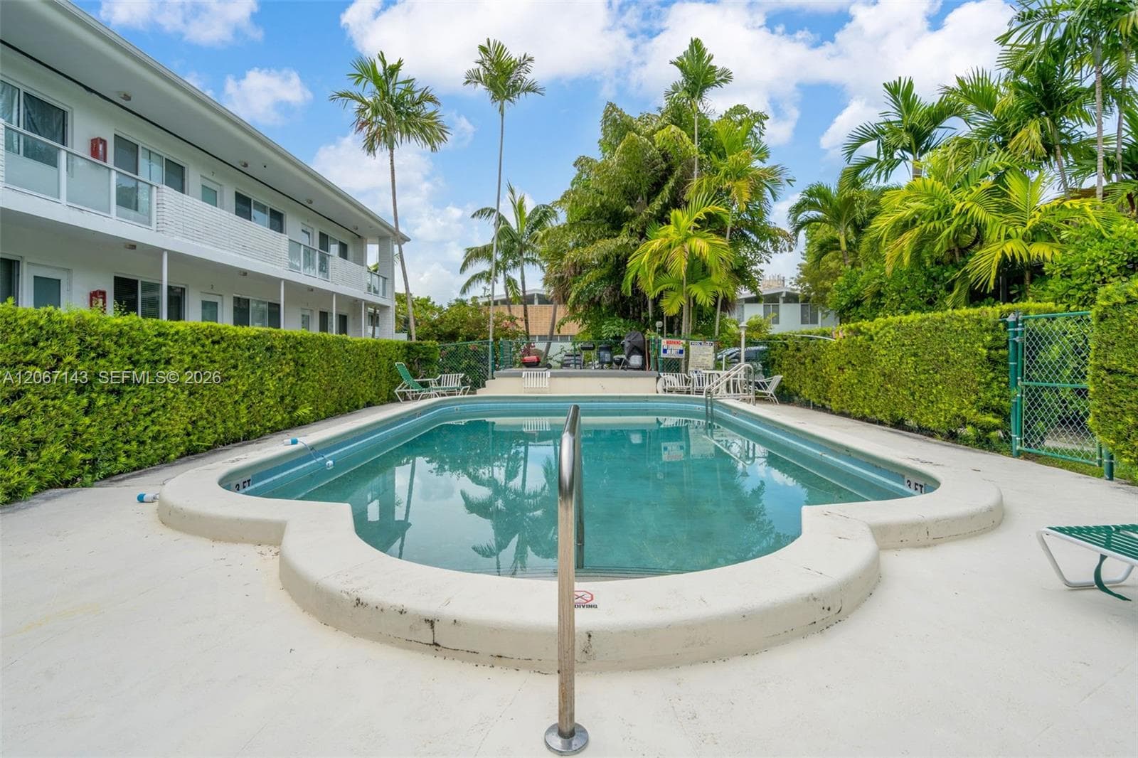 BOUGAIN-VILLA CONDO · #1 in Bay Harbor Islands - Photo 16
