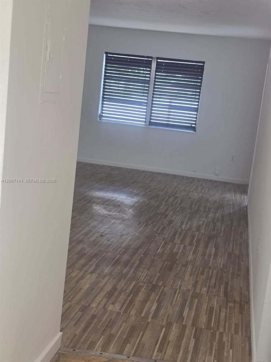 Star Lakes Condo · #803 in Miami - Photo 8