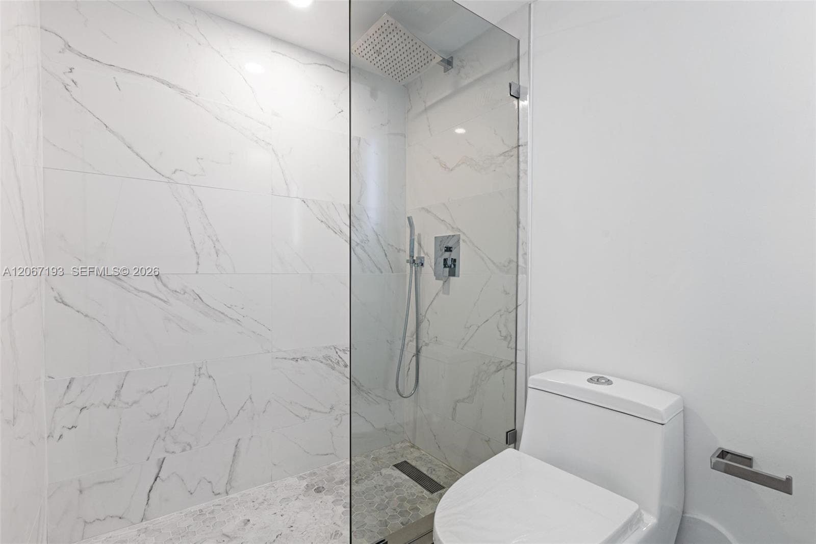 THE COLLINS CONDO · #1009 in Miami Beach - Photo 17