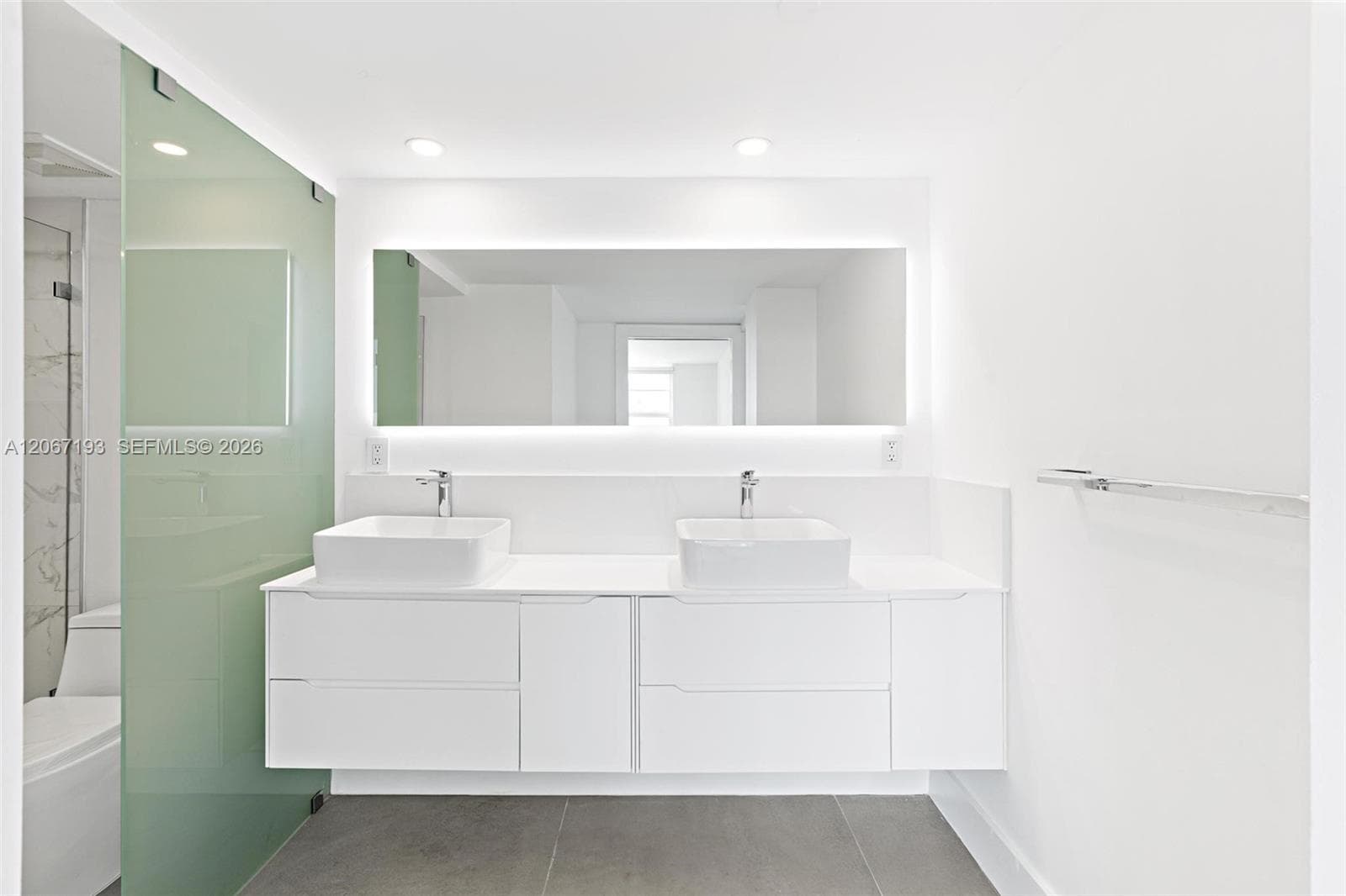 THE COLLINS CONDO · #1009 in Miami Beach - Photo 16