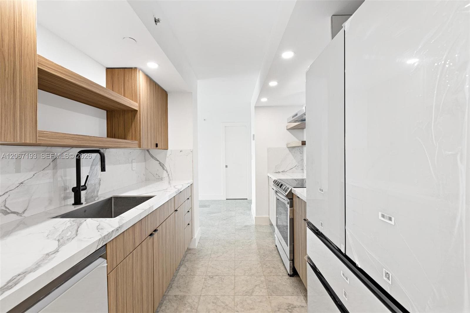 THE COLLINS CONDO · #1009 in Miami Beach - Photo 9