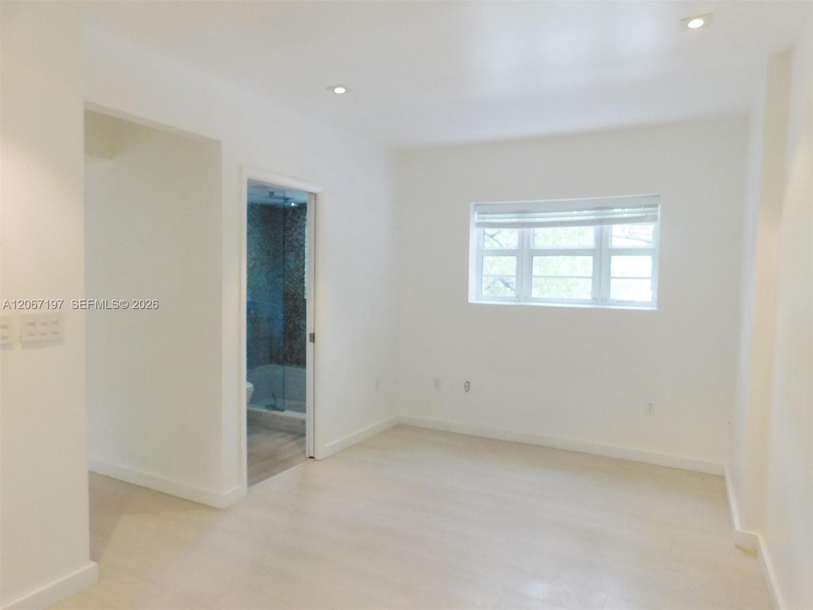 PINE TREE PLACE CONDO · #206 in Miami Beach - Photo 17
