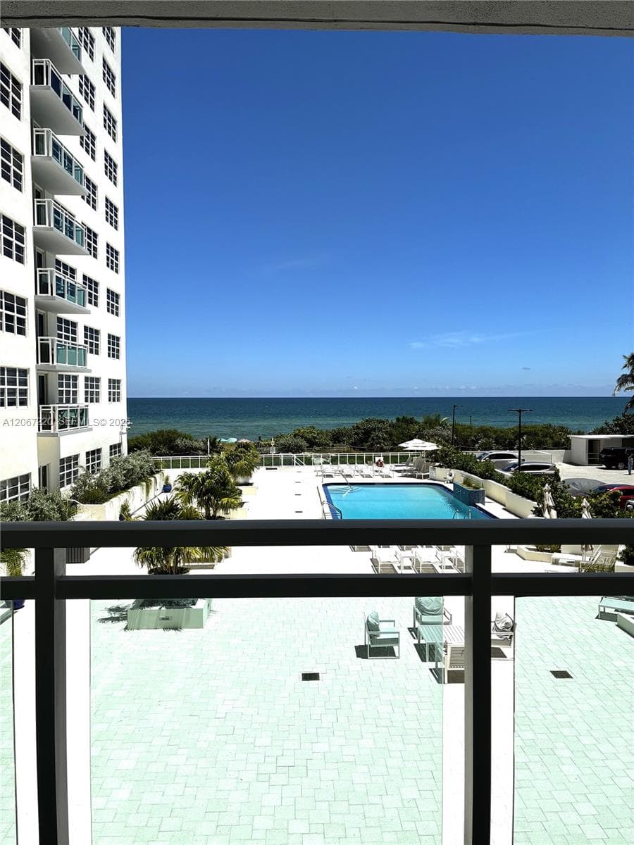 THE COLLINS CONDO · #411 in Miami Beach - Photo 13
