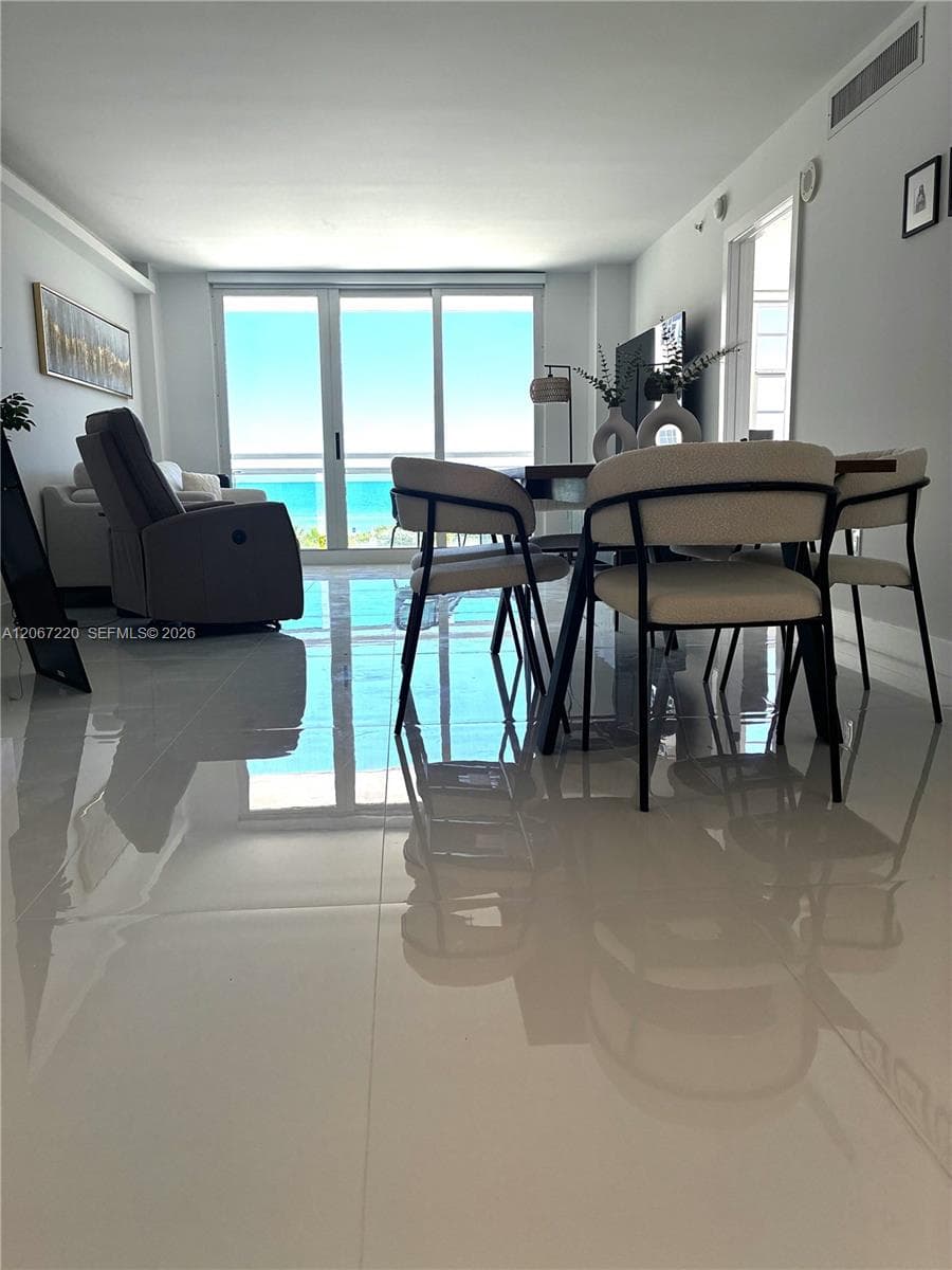 THE COLLINS CONDO · #411 in Miami Beach - Photo 4