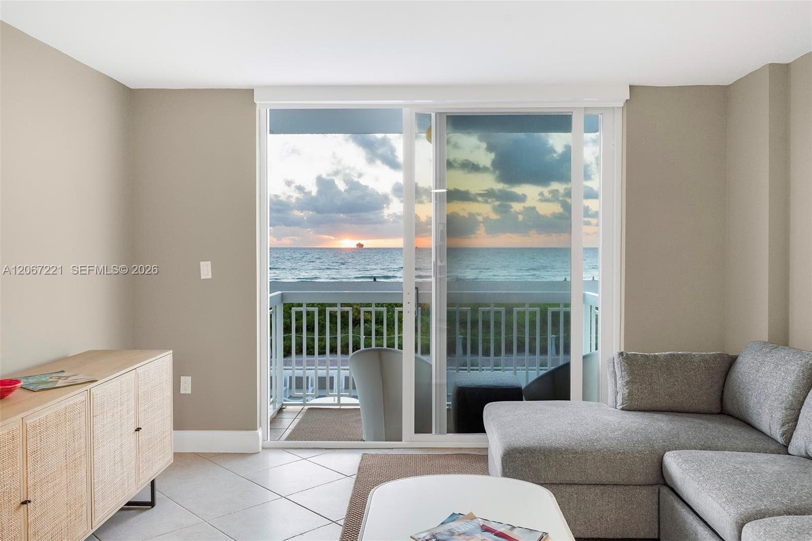 THE PRESIDENTIAL CONDO · #318 in Miami Beach - Photo 13