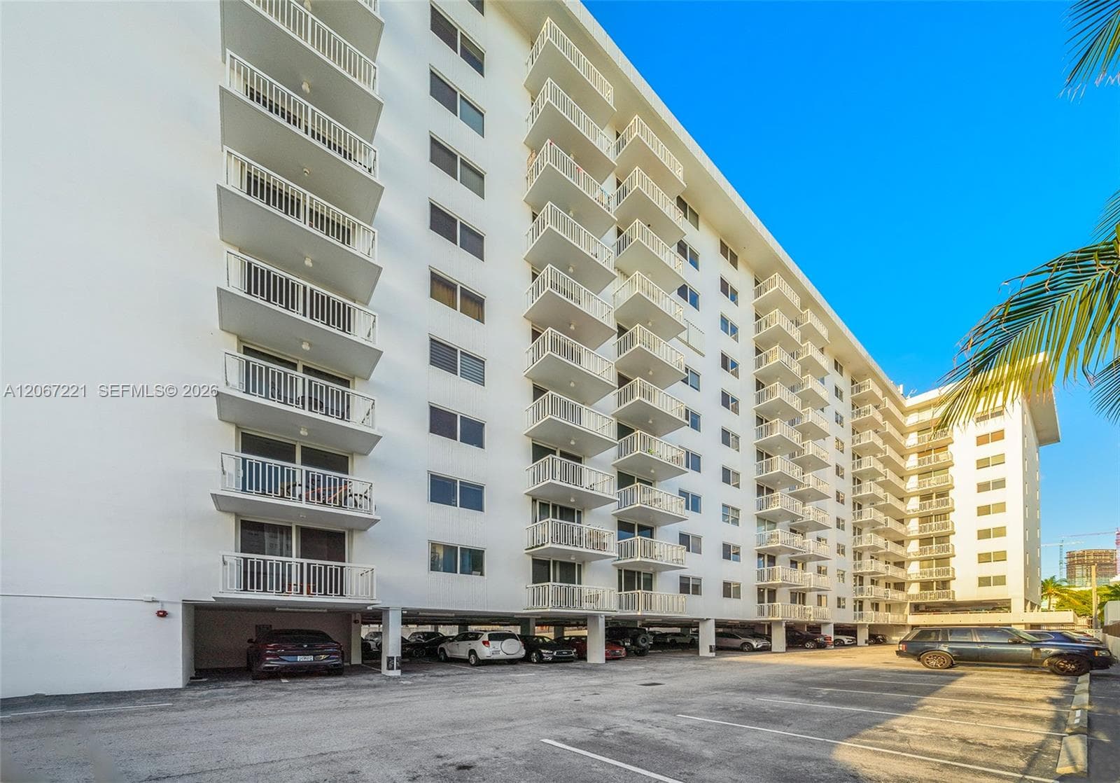 THE PRESIDENTIAL CONDO · #318 in Miami Beach - Photo 10