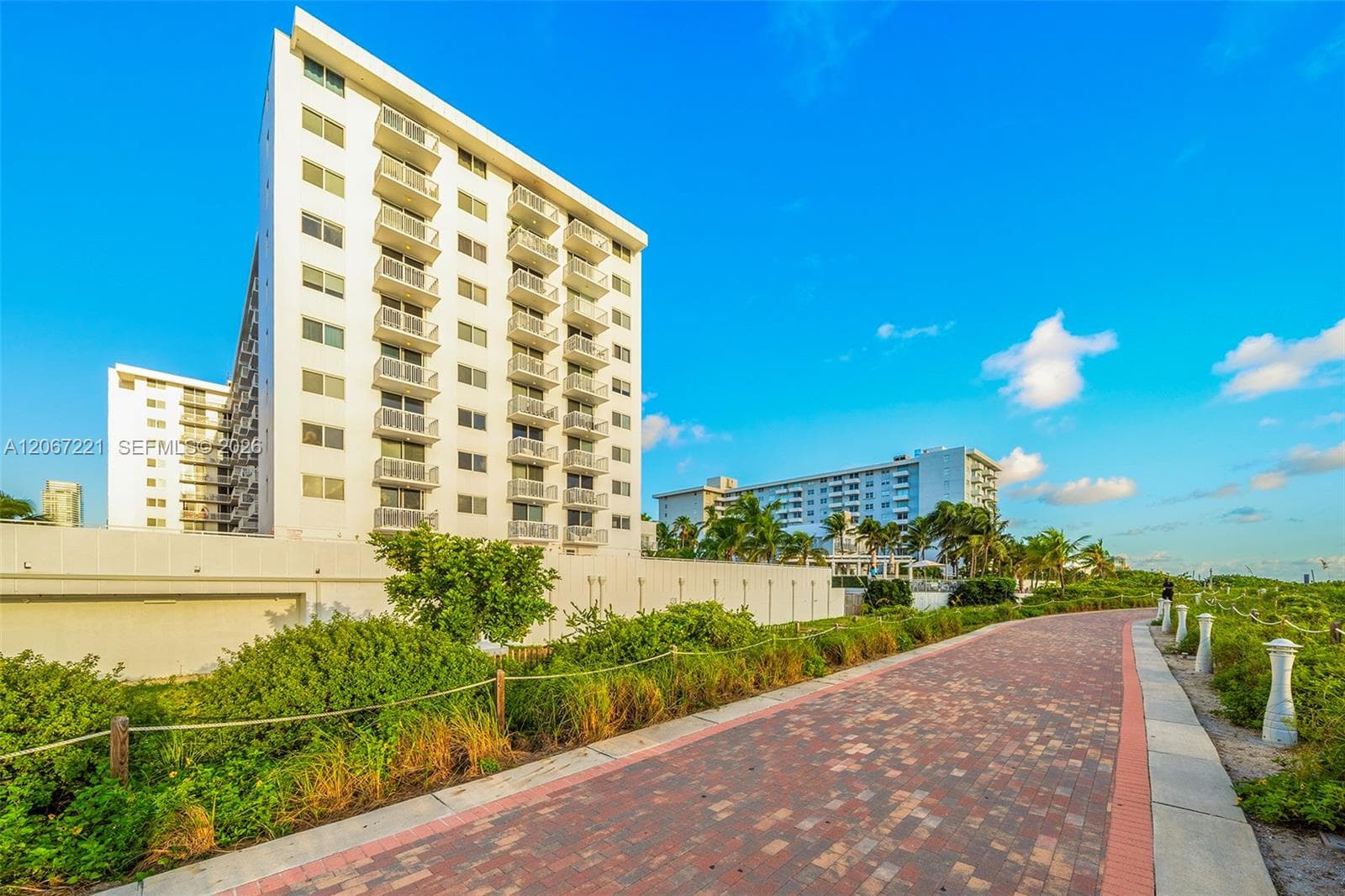 THE PRESIDENTIAL CONDO · #318 in Miami Beach - Photo 11