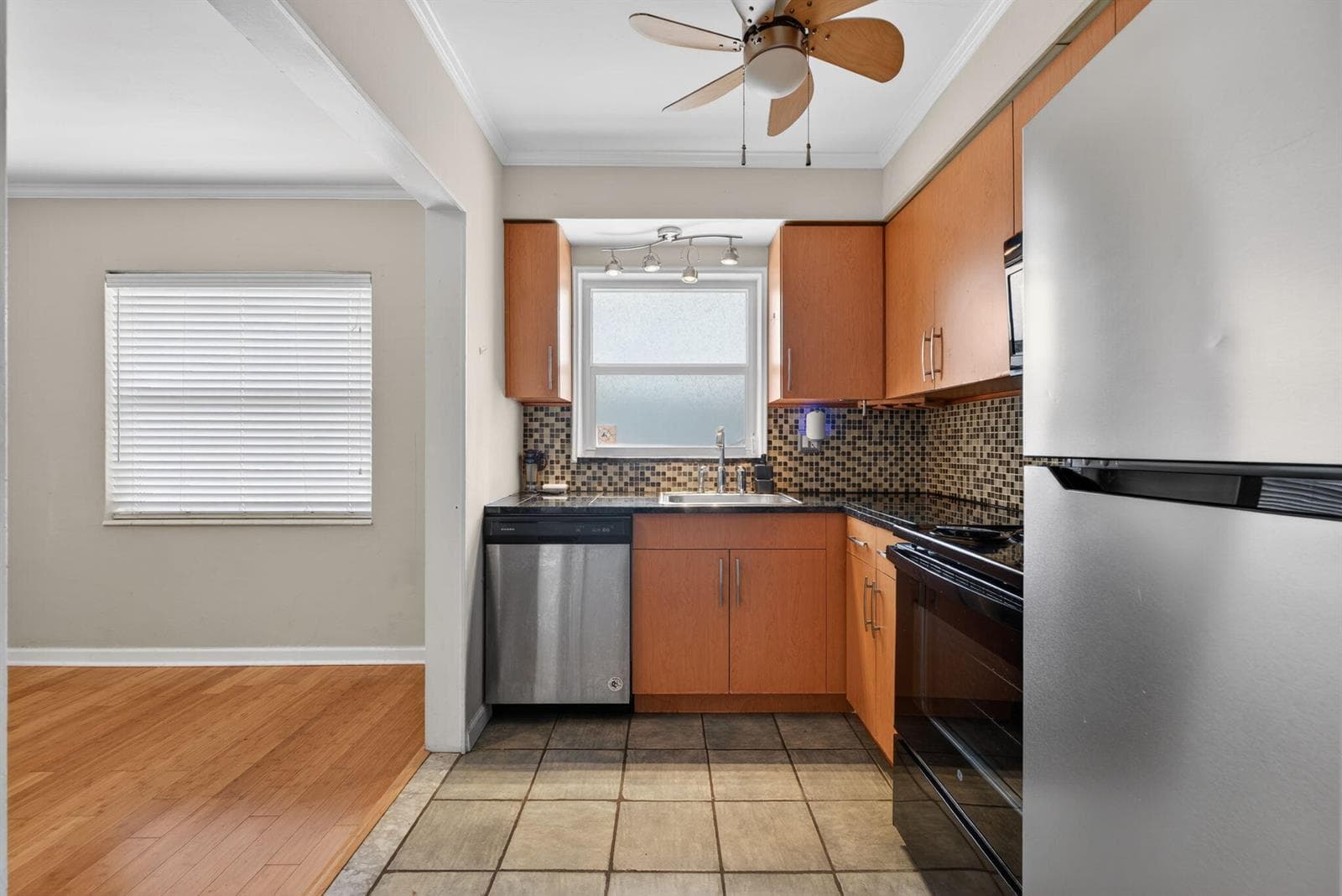 13-web-or-mls-DSC09246