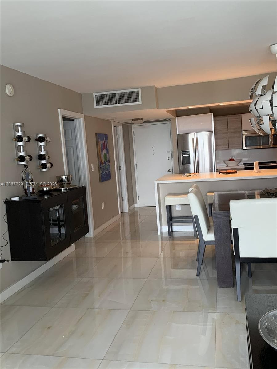 ARLEN BEACH CONDO · #1003 in Miami Beach - Photo 6