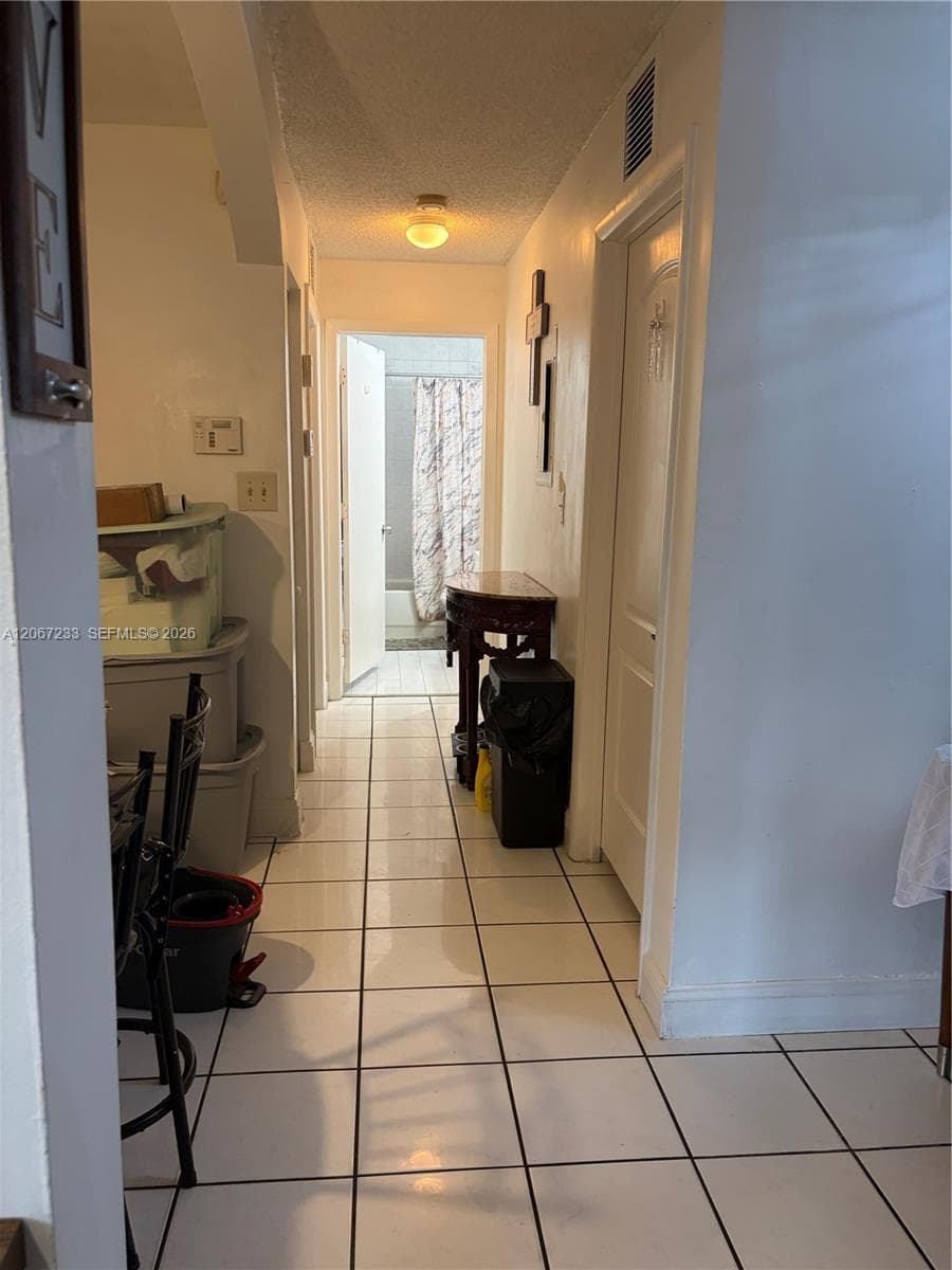 Grand Vista Condo · #5222 in Hialeah Gardens - Photo 2