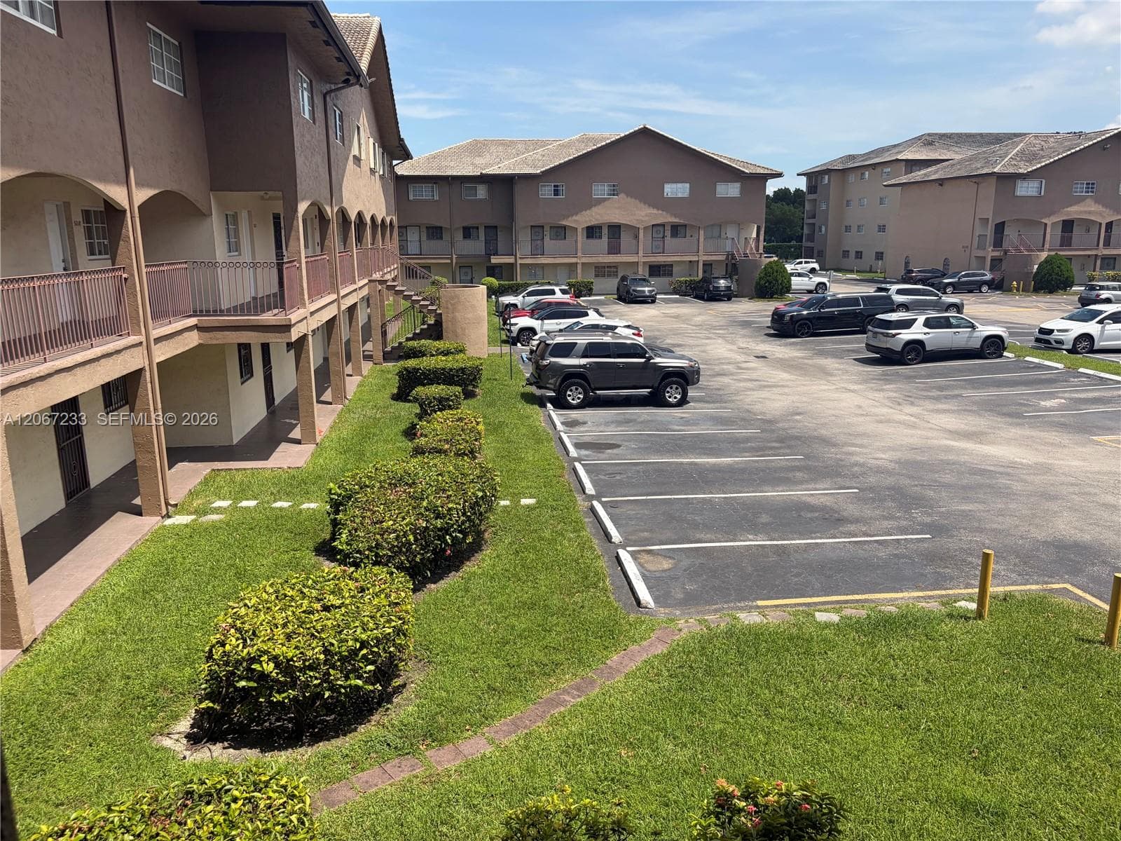 Grand Vista Condo · #5222 in Hialeah Gardens - Photo 16