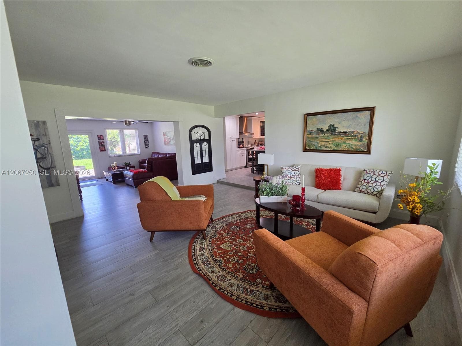 1101 Starling Ave photo 4