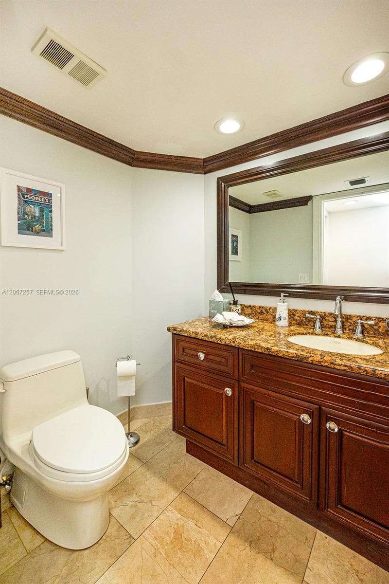 20935 NE 37th Ct photo 20