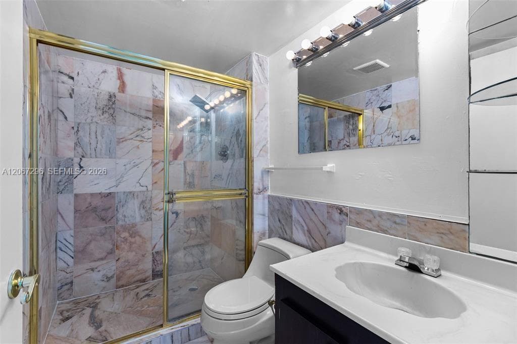 WATERVIEW CONDO · #533 in Aventura - Photo 17