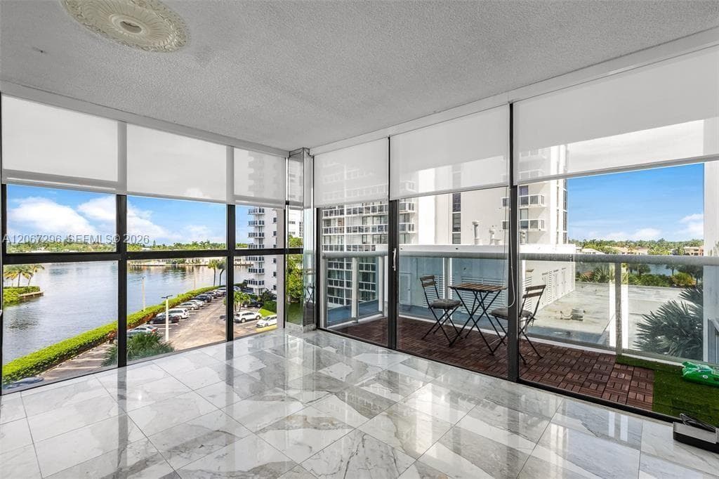 WATERVIEW CONDO · #533 in Aventura - Photo 1