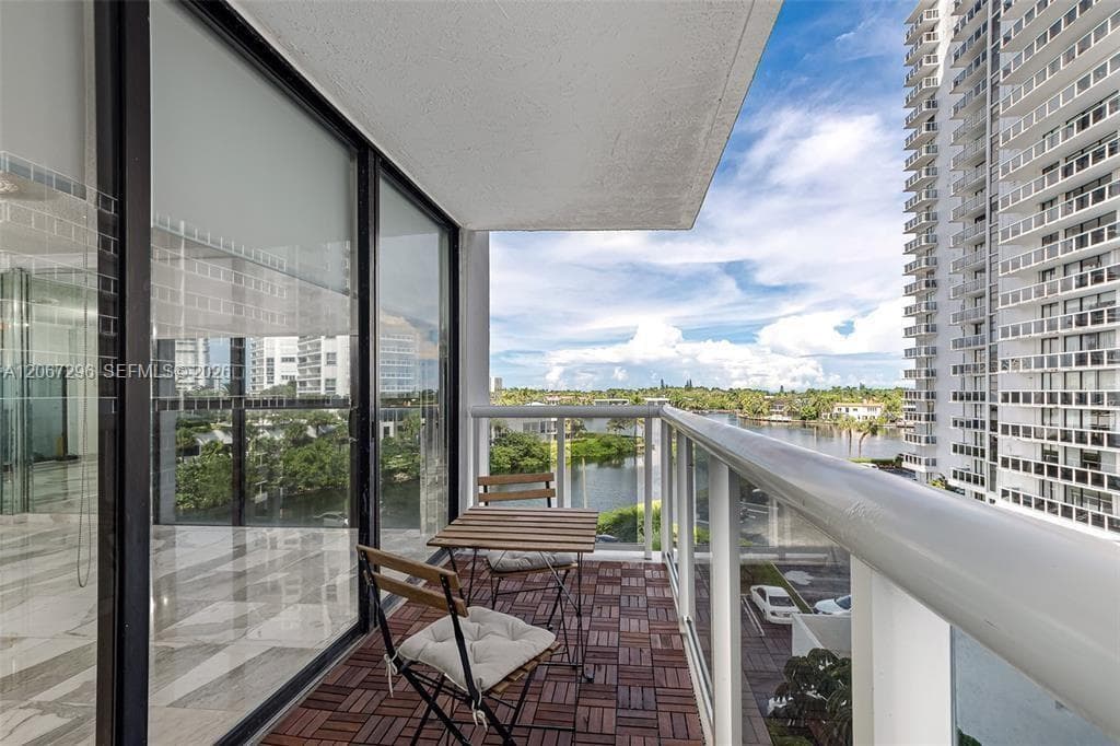WATERVIEW CONDO · #533 in Aventura - Photo 19