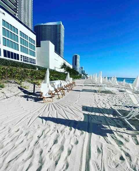 BEACH CLUB TWO CONDO · #4010 in Hallandale Beach - Photo 27