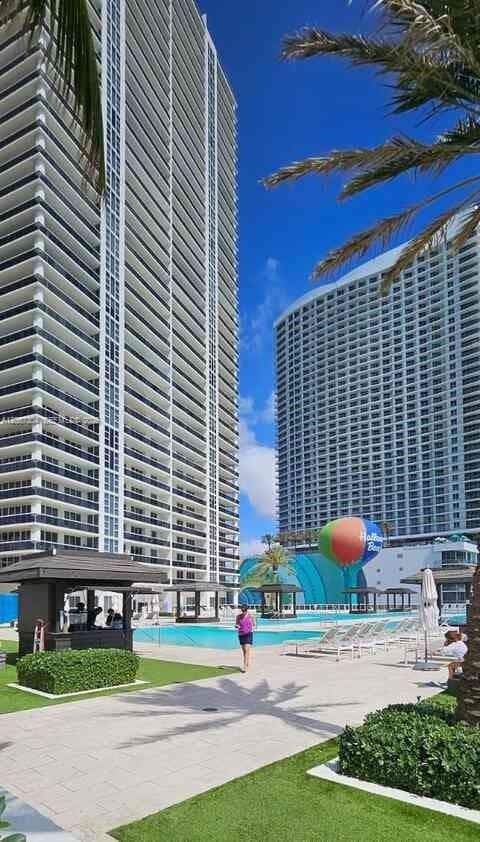 BEACH CLUB TWO CONDO · #4010 in Hallandale Beach - Photo 34