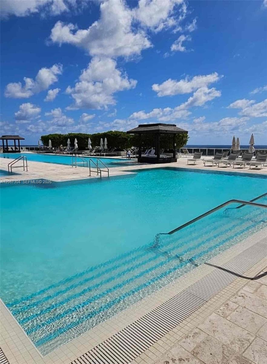 BEACH CLUB TWO CONDO · #4010 in Hallandale Beach - Photo 21