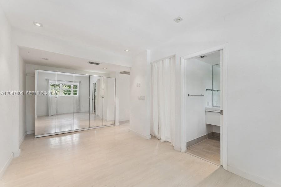 PINE TREE PLACE CONDO · #206 in Miami Beach - Photo 16