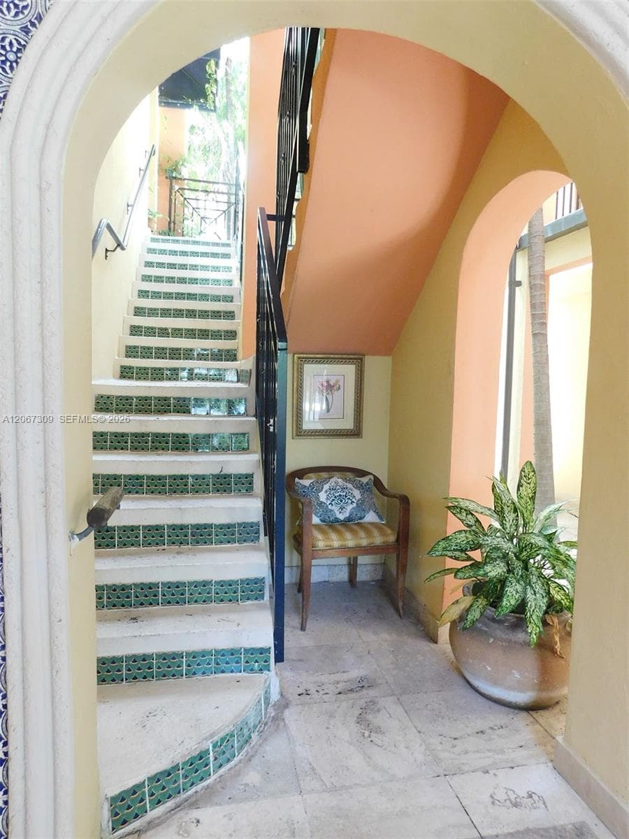 PINE TREE PLACE CONDO · #206 in Miami Beach - Photo 5