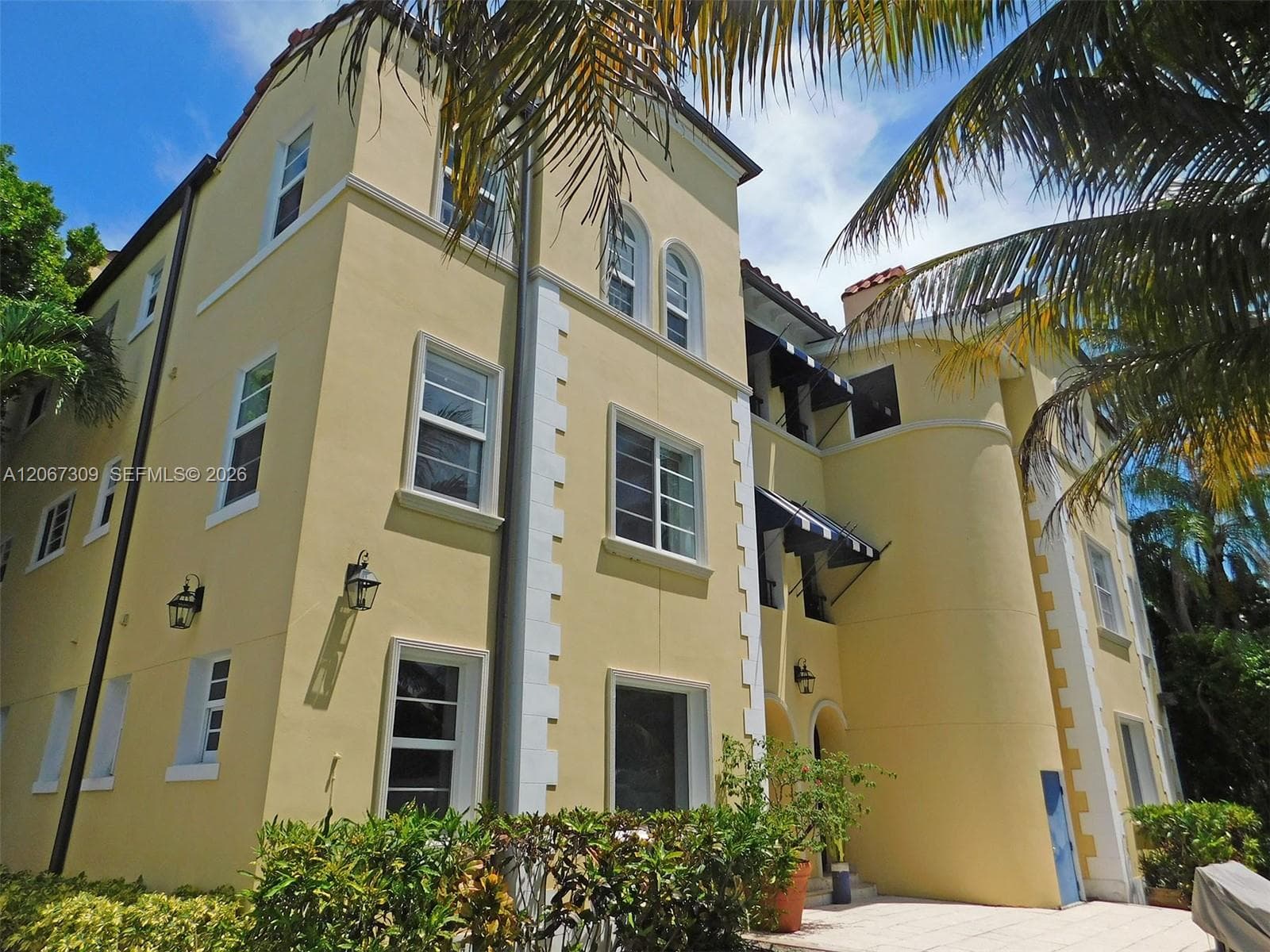 PINE TREE PLACE CONDO · #206 in Miami Beach - Photo 31