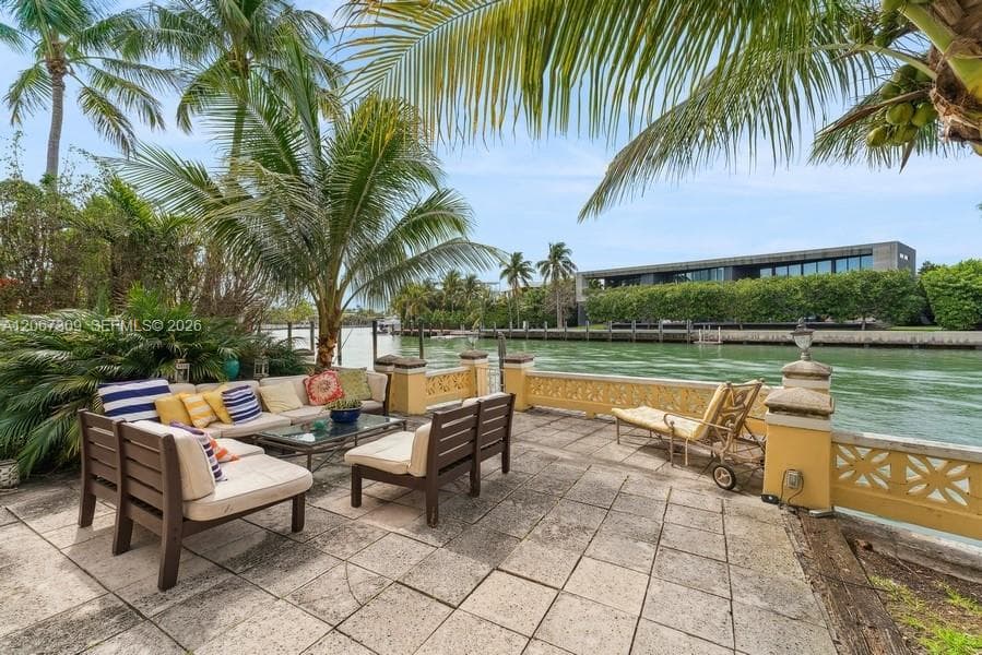 PINE TREE PLACE CONDO · #206 in Miami Beach - Photo 29