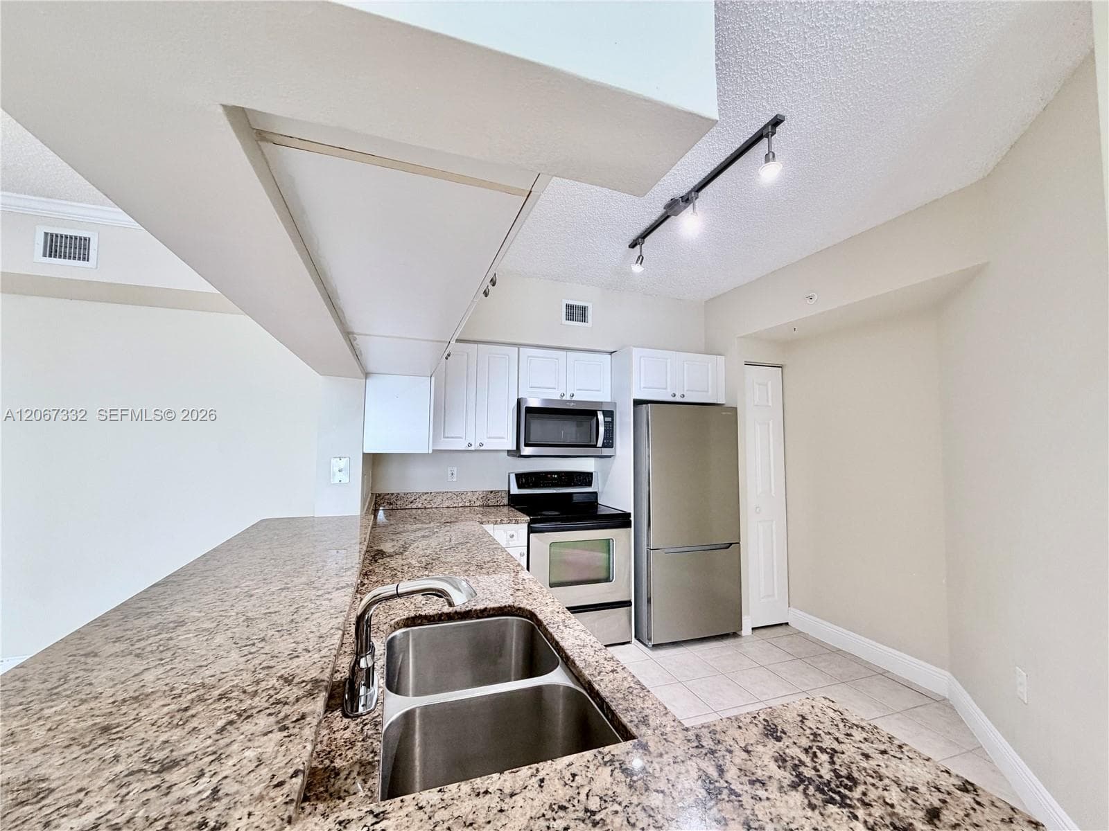 Porto Bellagio · #1105 in Sunny Isles Beach - Photo 5