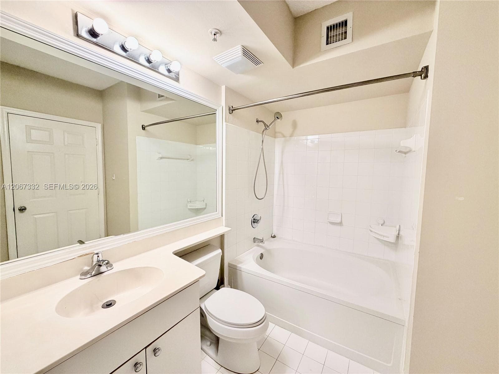 Porto Bellagio · #1105 in Sunny Isles Beach - Photo 14