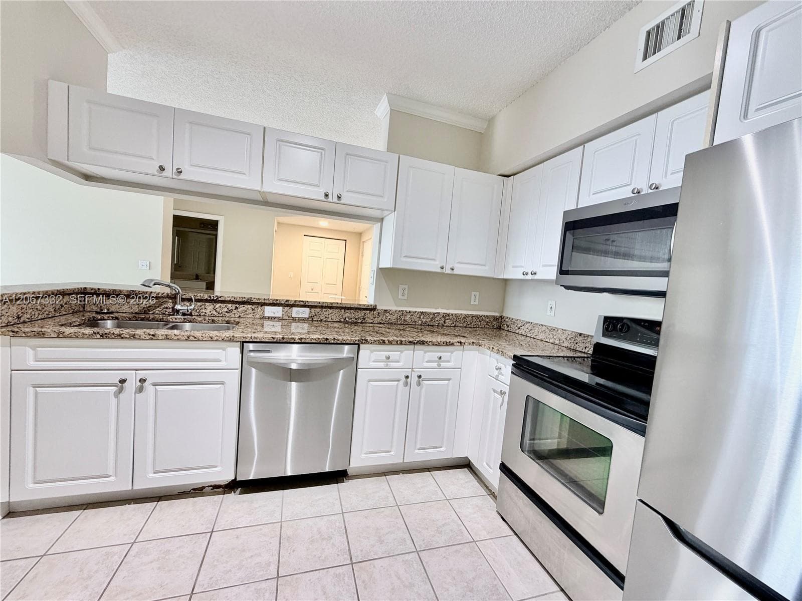 Porto Bellagio · #1105 in Sunny Isles Beach - Photo 4