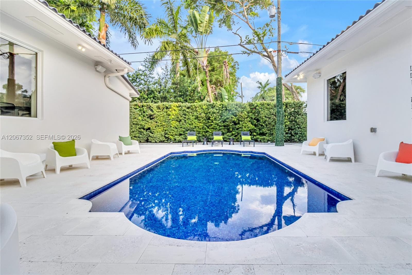 Salt water pool